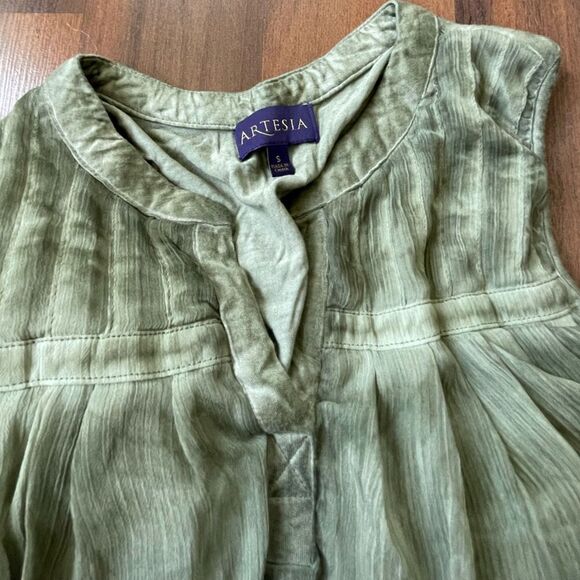 Artesia sage green sleeveless layered Boho top with lace Size small - Picture 5 of 9